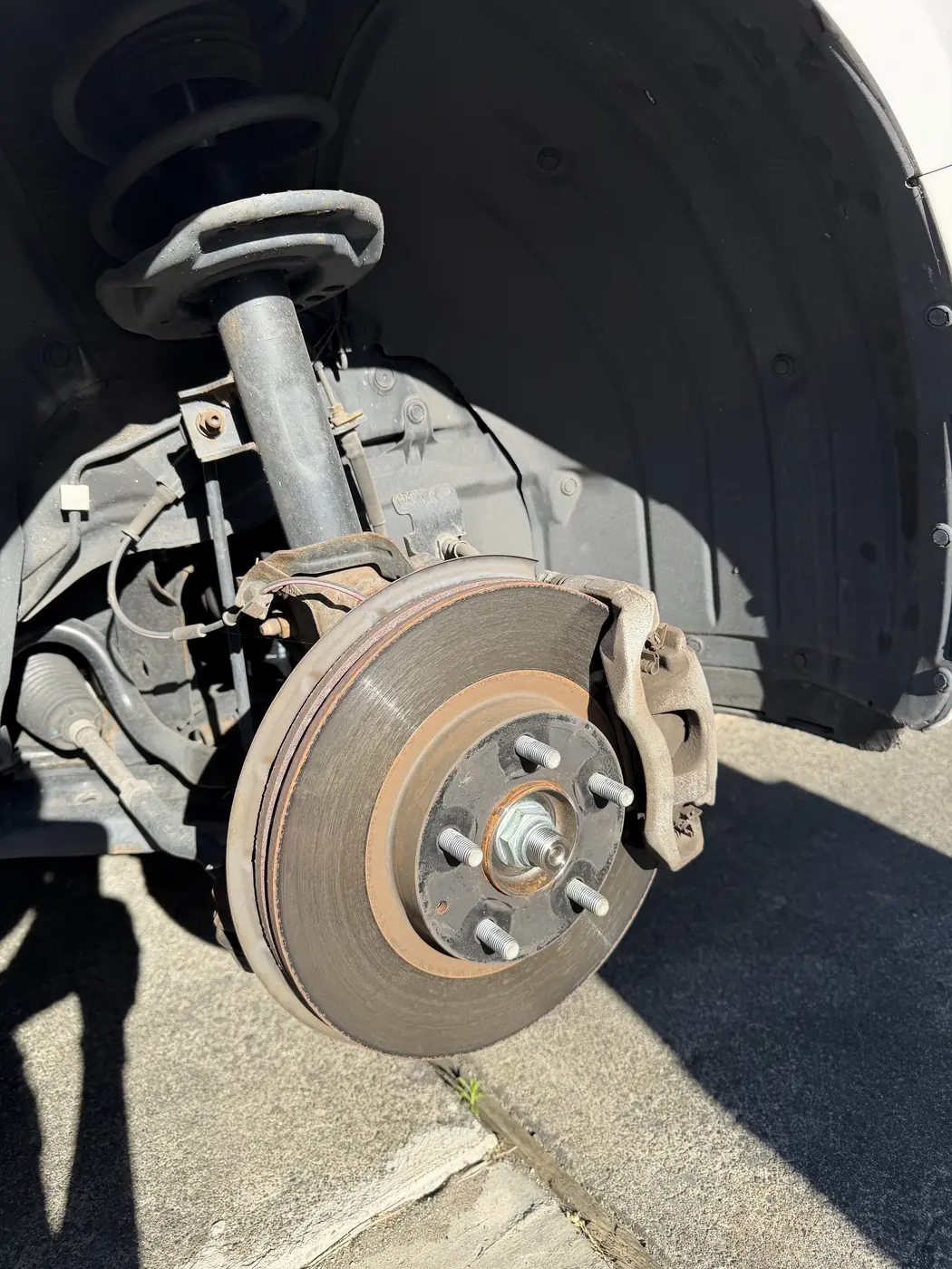 煞車碟及煞車皮更換